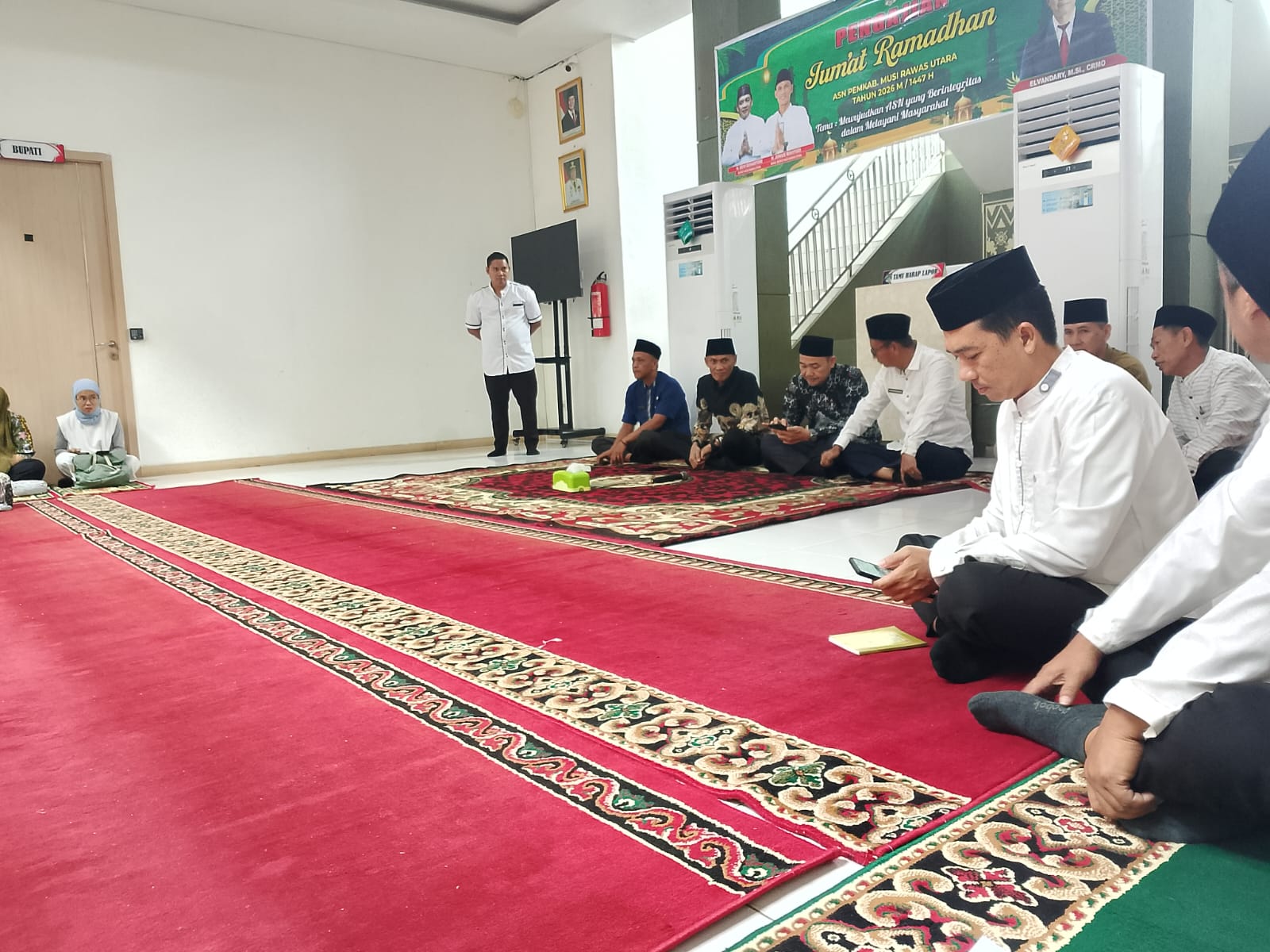  pengajian Jumat Ramadhan bersama pak Wabub kab Muratara 